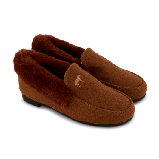 Cedar Fur Signature Slipper